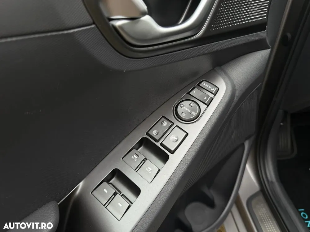 Hyundai IONIQ — fotografia 19