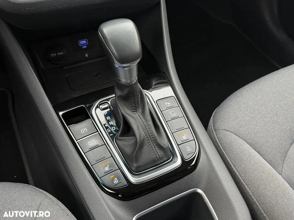 Hyundai IONIQ — fotografia 17