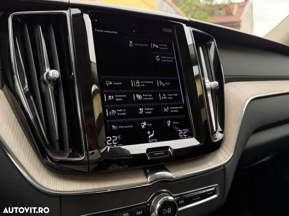 Volvo XC 60 — fotografia 14