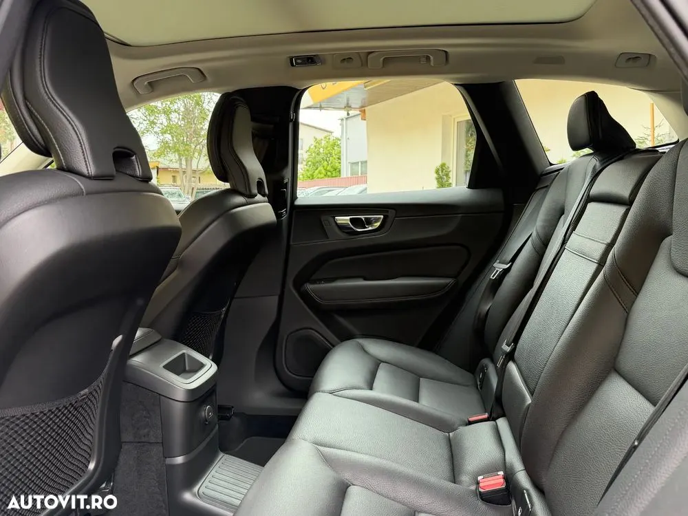 Volvo XC 60 — fotografia 6