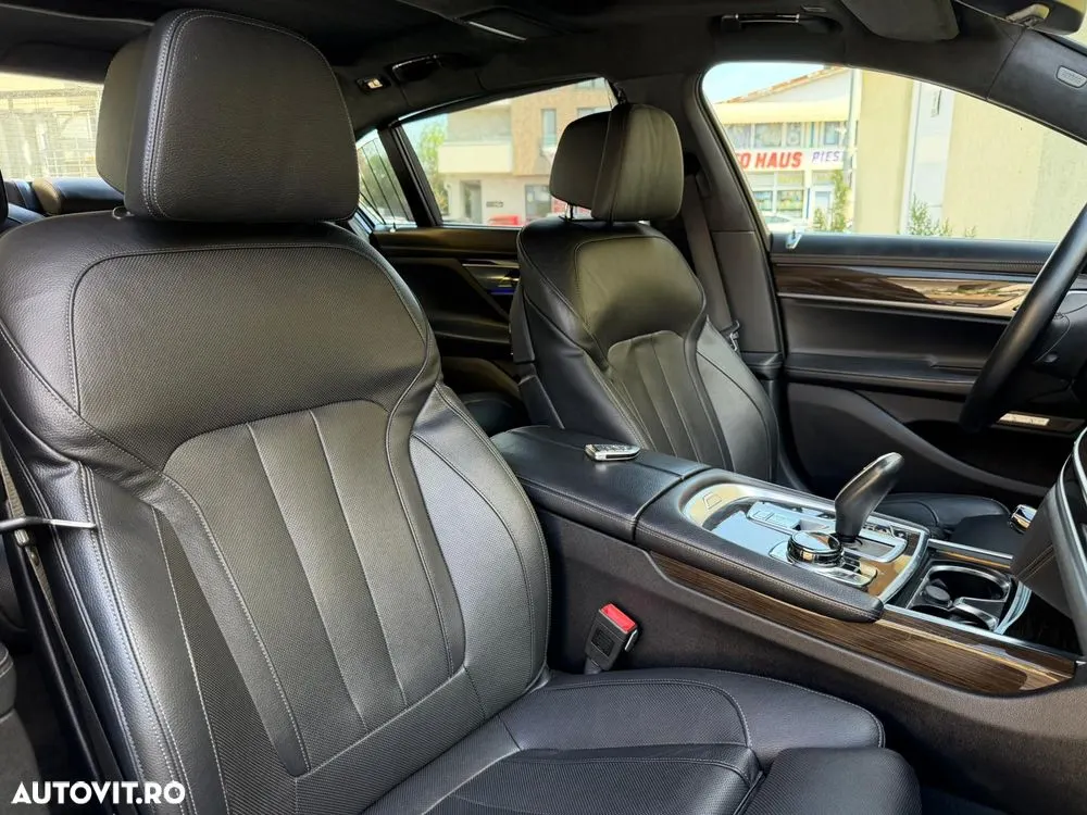 BMW Seria 7 — fotografia 11