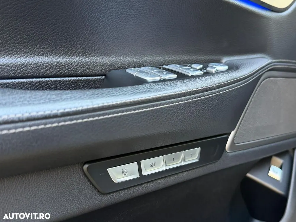 BMW Seria 7 — fotografia 14