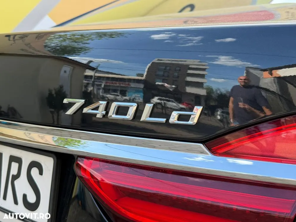 BMW Seria 7 — fotografia 30