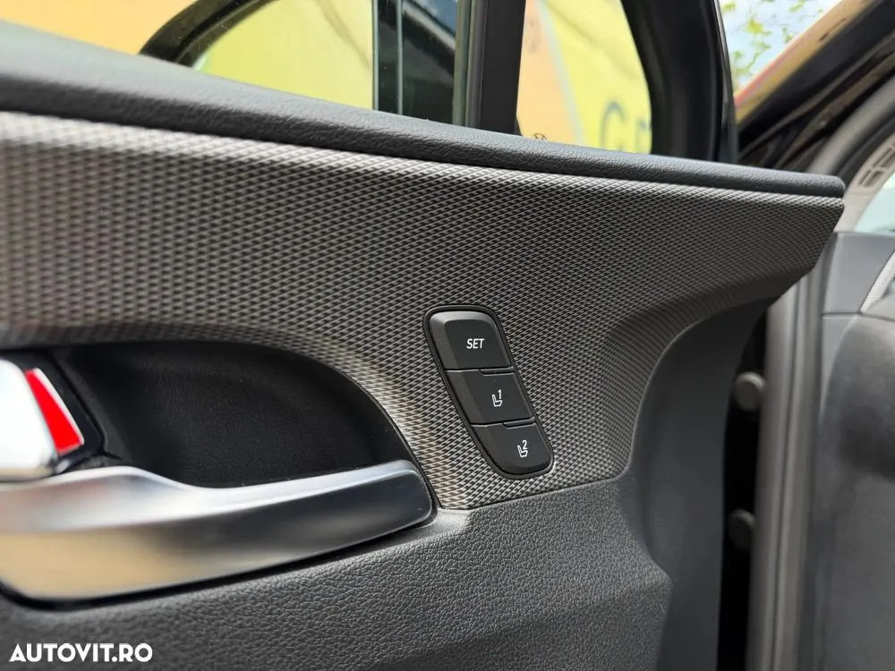 Hyundai Santa Fe — fotografia 14