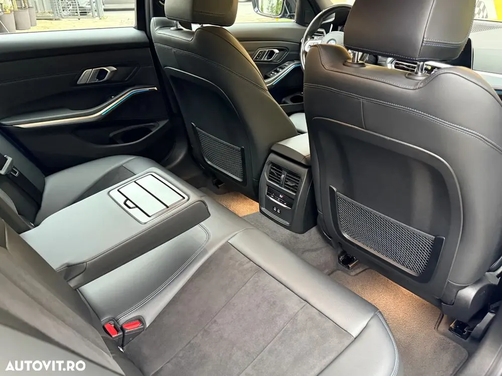 BMW Seria 3 — fotografia 11