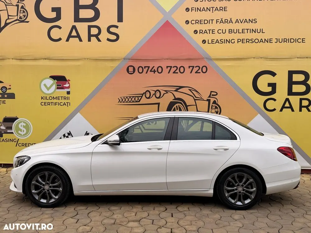 Mercedes-Benz C — fotografia 11