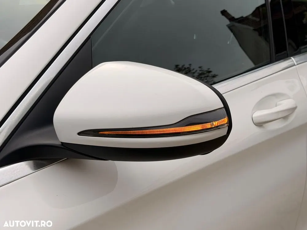 Mercedes-Benz C — fotografia 30