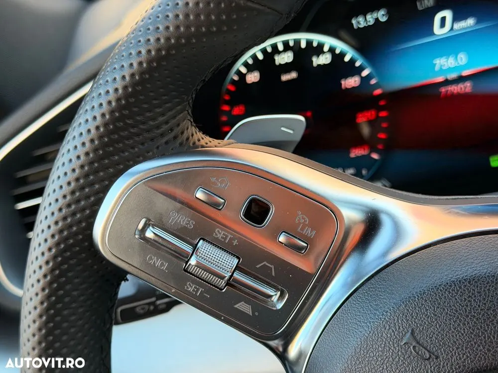 Mercedes-Benz GLE — fotografia 17