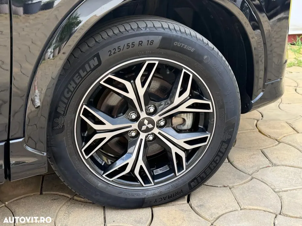 Mitsubishi Eclipse-Cross — fotografia 17