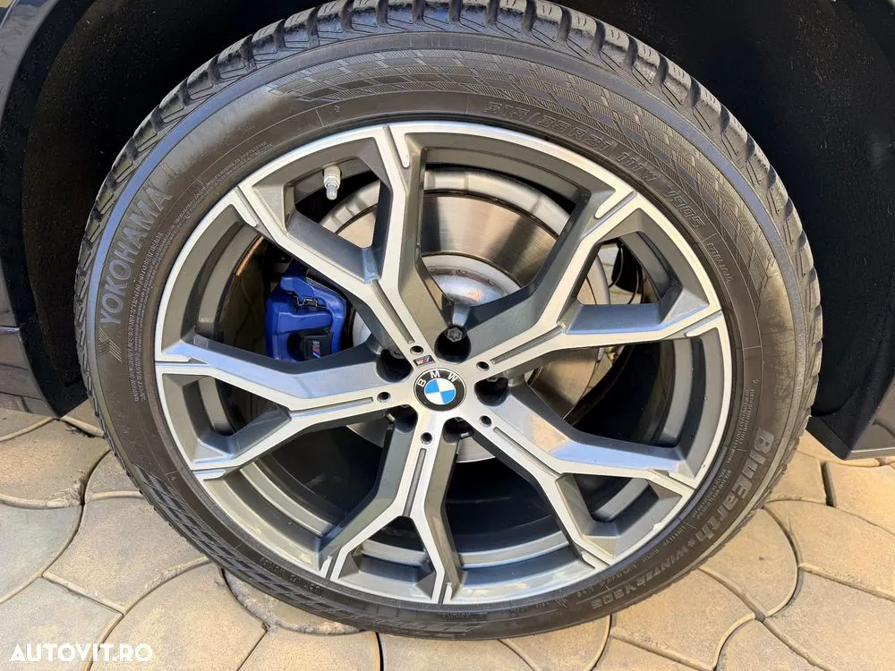 BMW X5 — fotografia 24