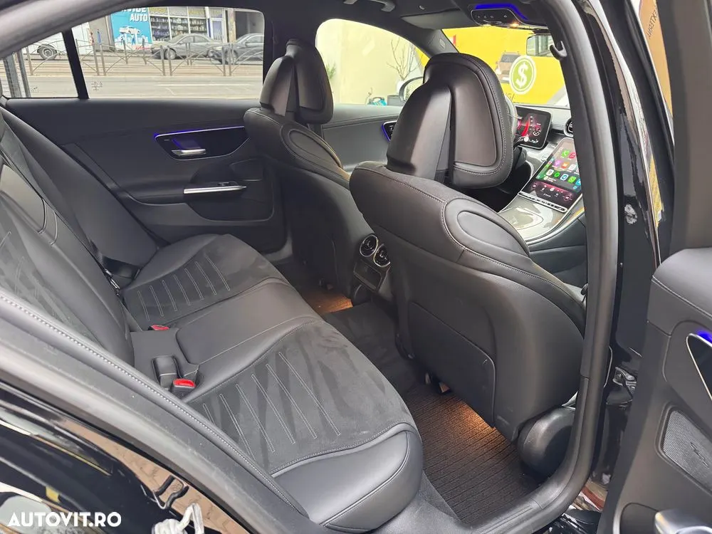 Mercedes-Benz C — fotografia 8