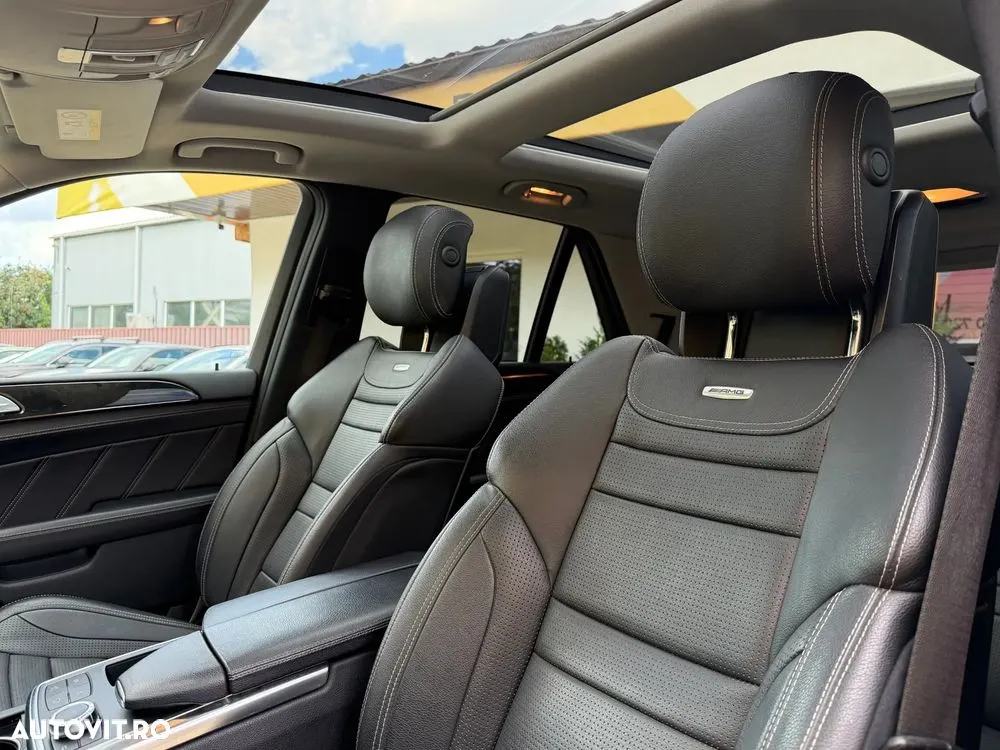 Mercedes-Benz ML — fotografia 4