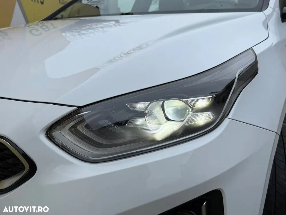 Kia Ceed — fotografia 11