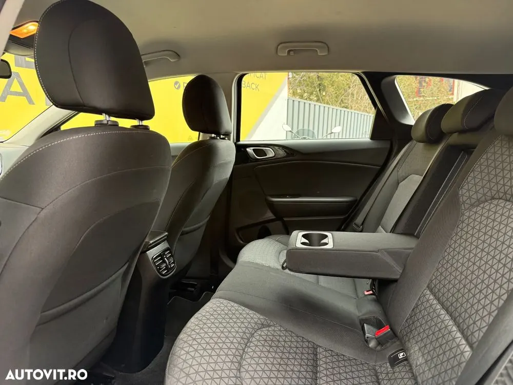 Kia Ceed — fotografia 6