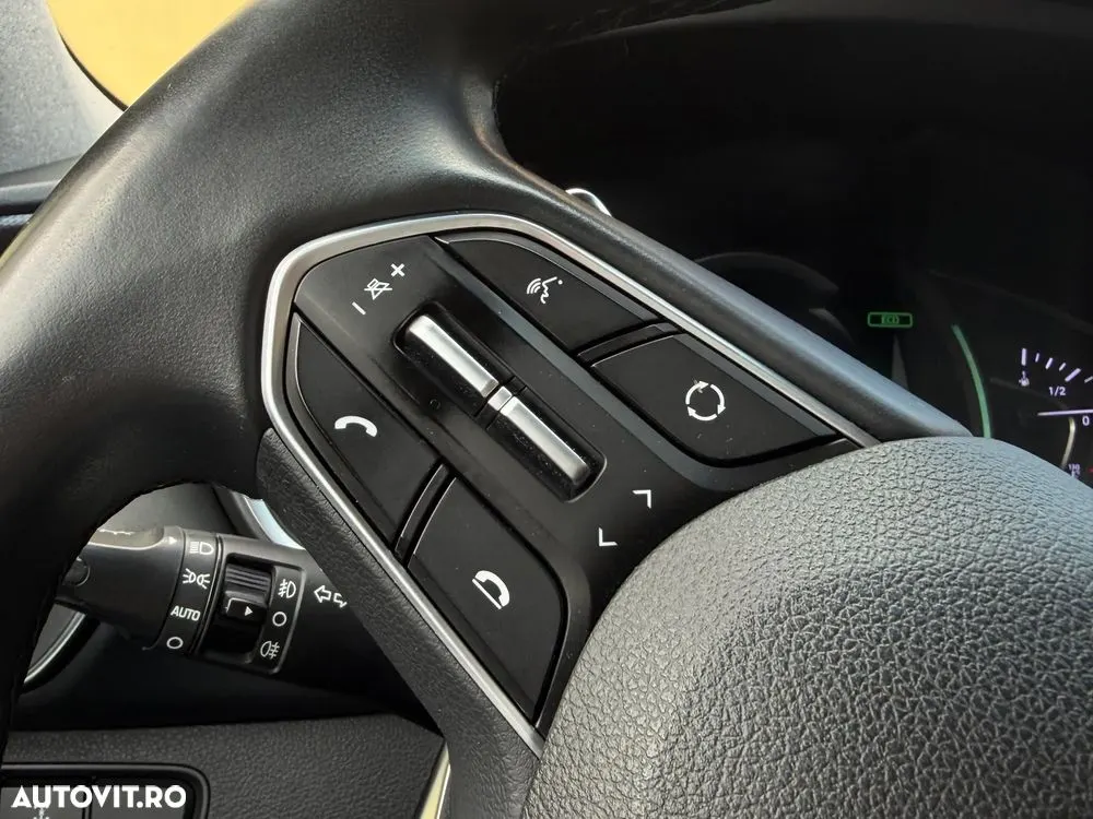 Hyundai Santa Fe — fotografia 19