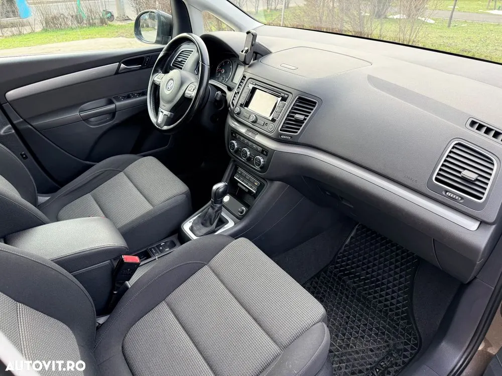 Volkswagen Sharan — fotografia 6