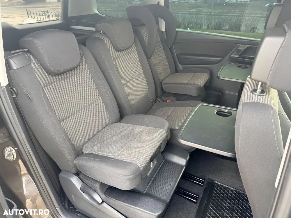 Volkswagen Sharan — fotografia 10