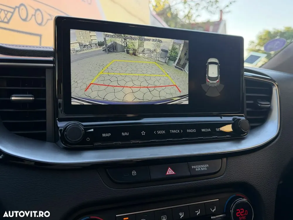 Kia XCeed — fotografia 13