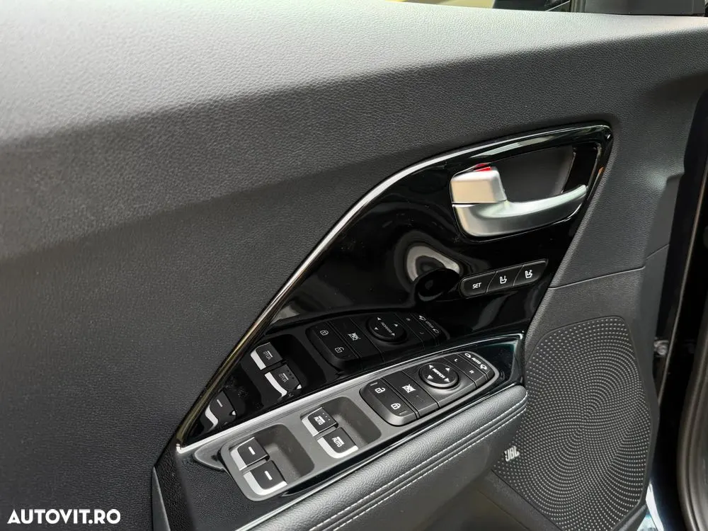 Kia Niro — fotografia 11
