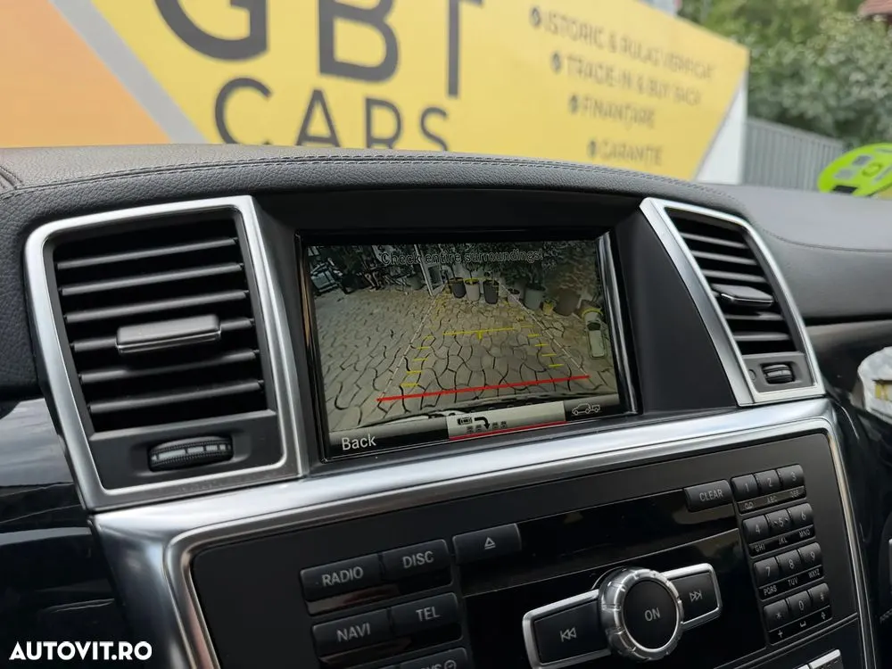Mercedes-Benz ML — fotografia 18