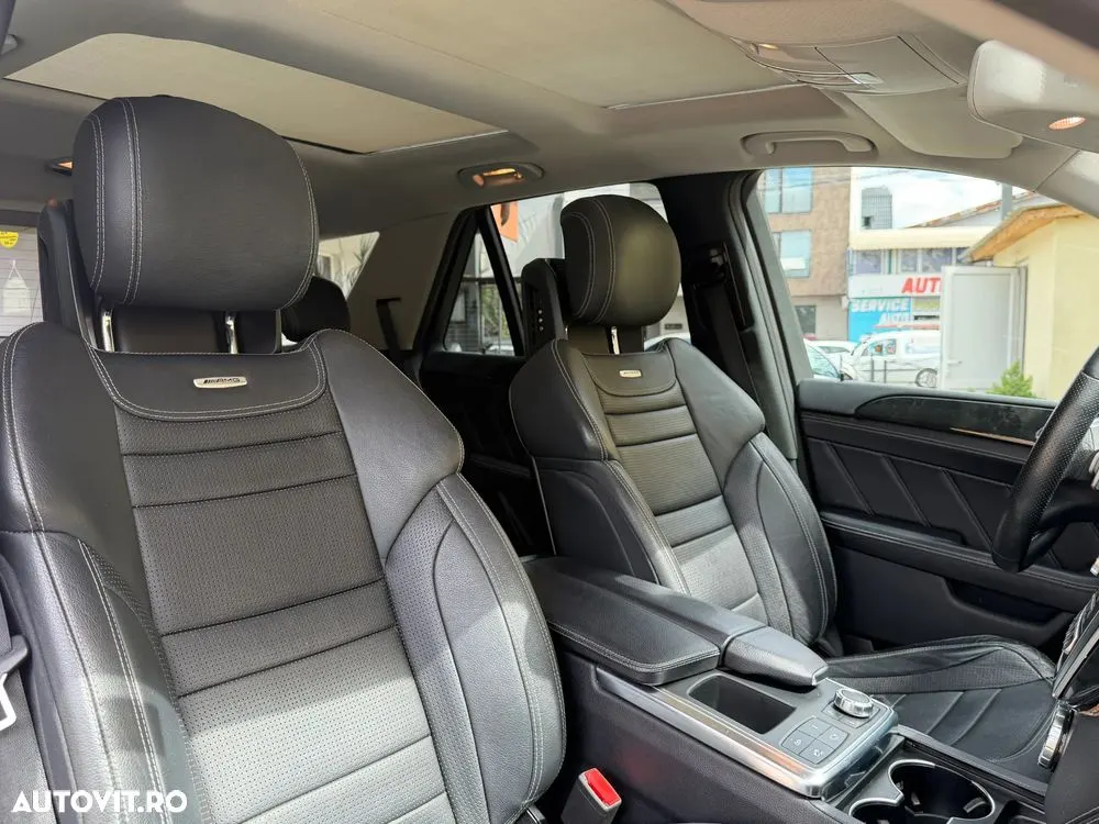 Mercedes-Benz ML — fotografia 5